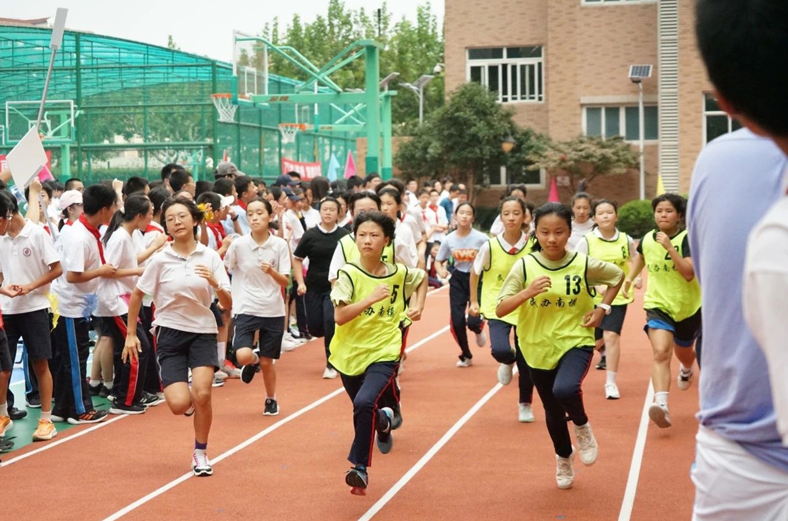 上海民办南模中学